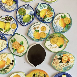 Wholesale Ceramic Lemon shaped Fridge Magnet with 3D embossed printing and gold blocked for gifts