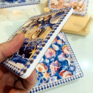 Custom 9cm X 9cm Cup Holder 3D Golden Painted Ocean Style Ceramic Coasters Beverage Coaster