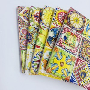 3D Embossed Round Ceramic Coaster Travel Souvenir Decorative Ceramic Trivet For Coffee Tea Drinks