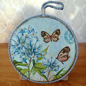 Hot Sell Glossy Finished Ceramic Round Trivet with rope for hang